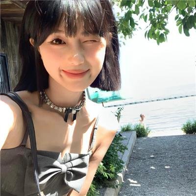 黑色疤痕的蓝调